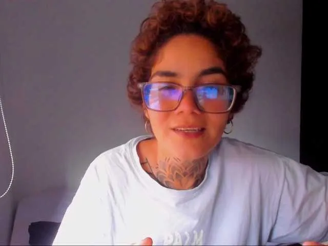 MarilynRainbow – webcam model profile photo Image 4