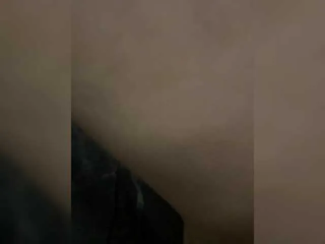 British_EmJess – webcam model profile photo Image 15