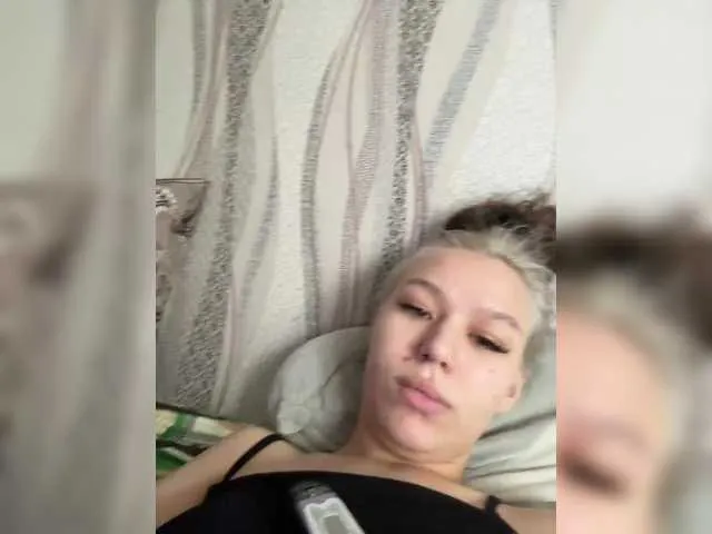 SusyBlair – webcam model profile photo Image 6