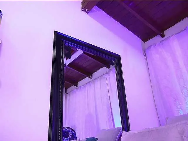 VictoriaMorrone – webcam model profile photo Image 15