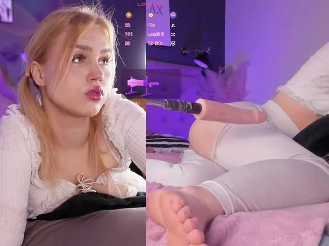 SexyBlondeDoll Image 9