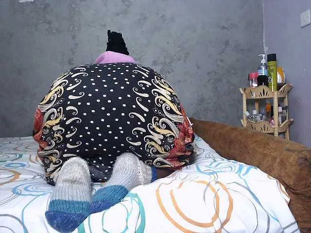 Irina-1203 – webcam model profile photo Image 11