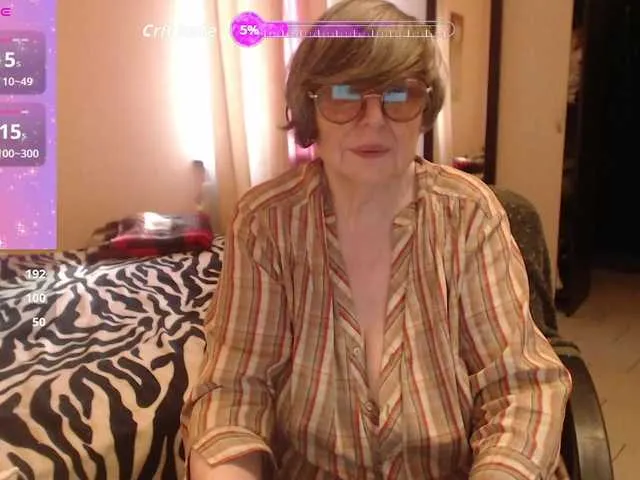 Irina-1203 – webcam model profile photo Image 9