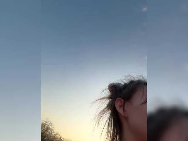 Hanna_Blondee – webcam model profile photo Image 9