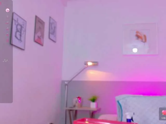 BrookeBratXO – webcam model profile photo Image 18