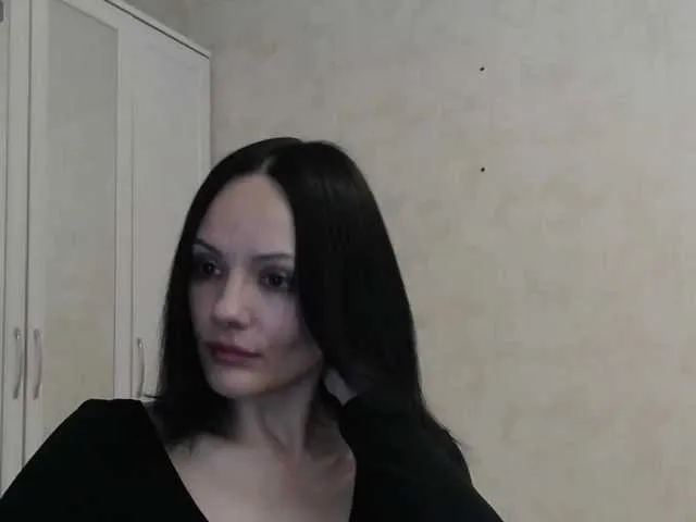 Magic-Alice – webcam model profile photo Image 2