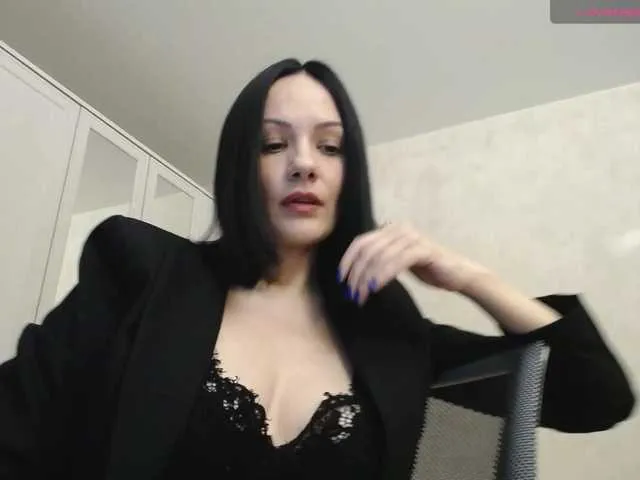 Magic-Alice – webcam model profile photo Image 4