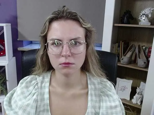 soft-zoey Image 19
