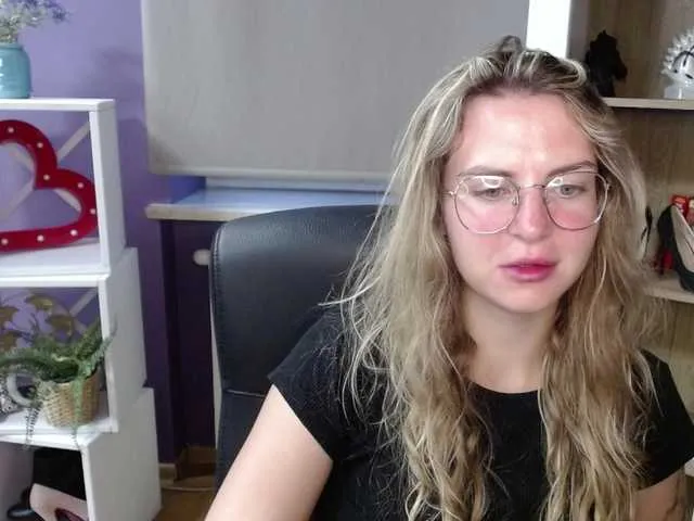 soft-zoey Image 7