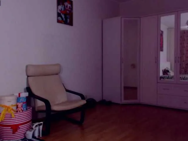 SusyBlair – webcam model profile photo Image 19