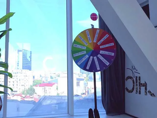 Just---me – webcam model profile photo Image 16