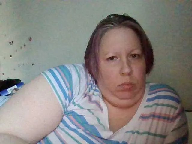 MissKristal – webcam model profile photo Image 10