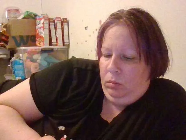 MissKristal – webcam model profile photo Image 5