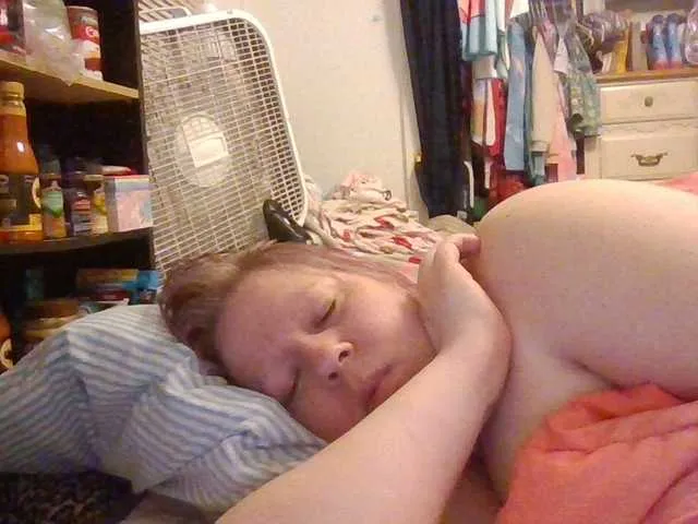 MissKristal – webcam model profile photo Image 8