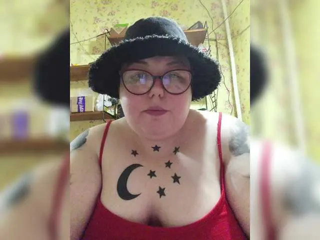 Girl-Fire – webcam model profile photo Image 3