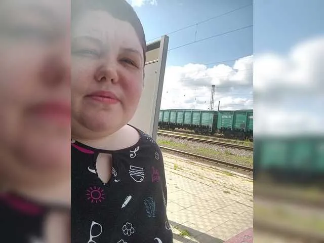 Girl-Fire – webcam model profile photo Image 5