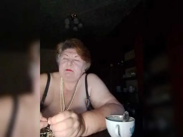 Missmeratrix – webcam model profile photo Image 16