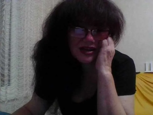 British_EmJess – webcam model profile photo Image 2