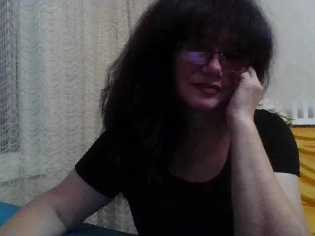 British_EmJess – webcam model profile photo Image 7