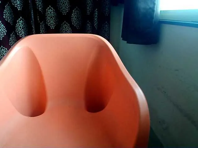 British_EmJess – webcam model profile photo Image 14