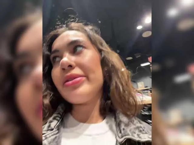 blondeambitionnn – webcam model profile photo Image 12