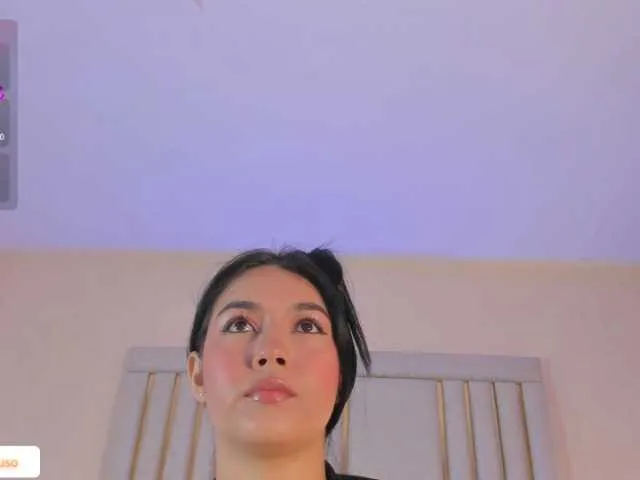 glossybabe_ – webcam model profile photo Image 3