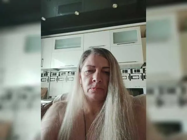 SofiaSins – webcam model profile photo Image 6