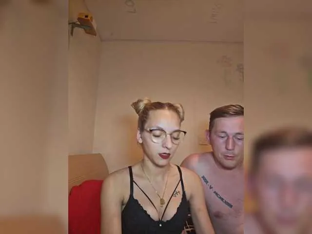 MarilynRainbow – webcam model profile photo Image 8