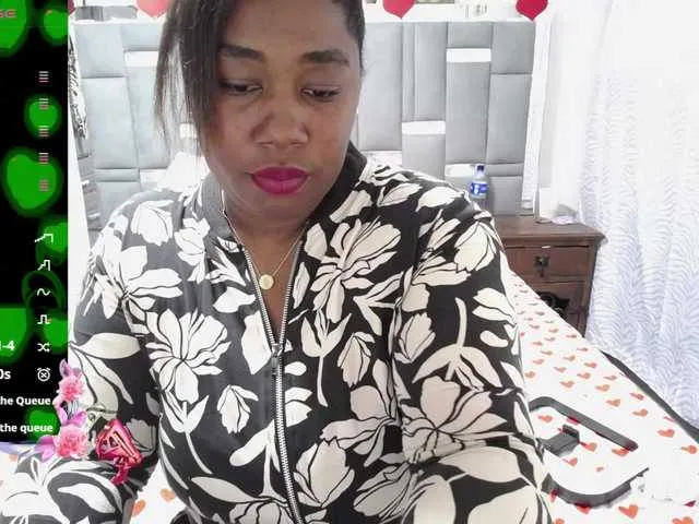 LorrySkye – webcam model profile photo Image 16