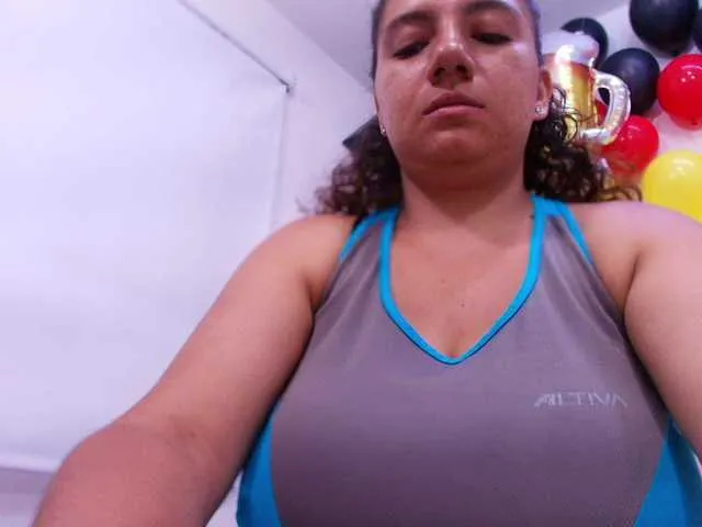 British_EmJess – webcam model profile photo Image 18