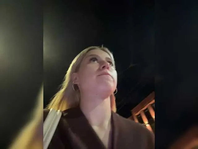 SofiaSins – webcam model profile photo Image 5