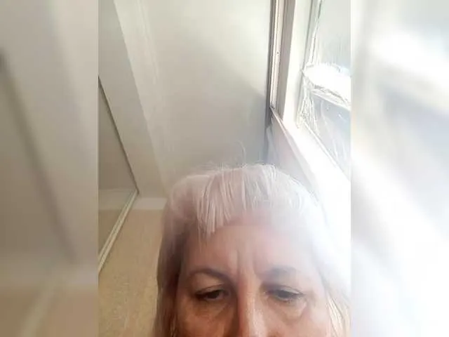 SusyBlair – webcam model profile photo Image 18