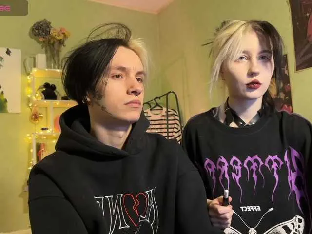 VeryRareTwins Image 2