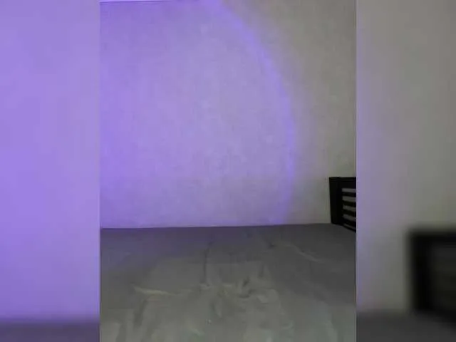 Lollitta – webcam model profile photo Image 17