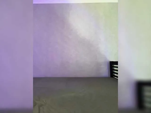 Lollitta – webcam model profile photo Image 9