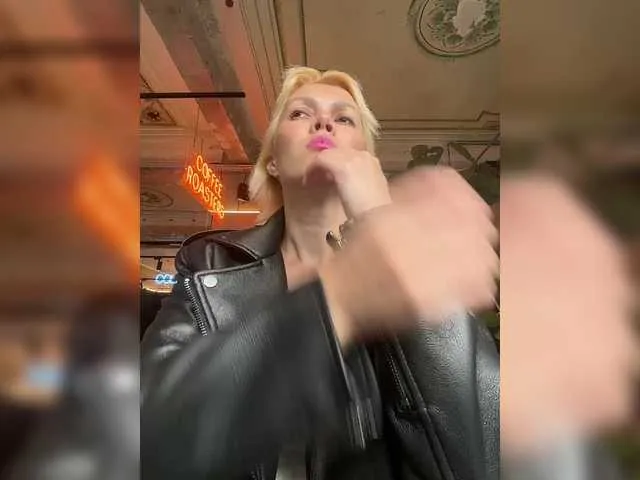 Scarlettsteelexo – webcam model profile photo Image 12