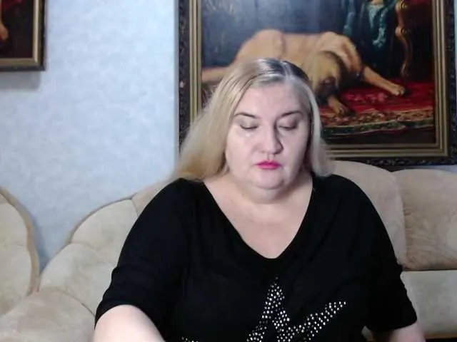 azur-moon – webcam model profile photo Image 12