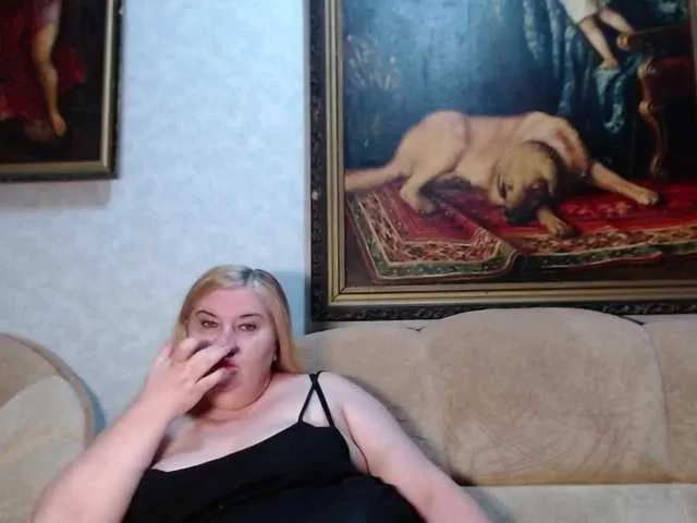 azur-moon – webcam model profile photo Image 5