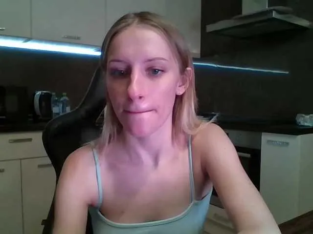 KateDivineUK – webcam model profile photo Image 11