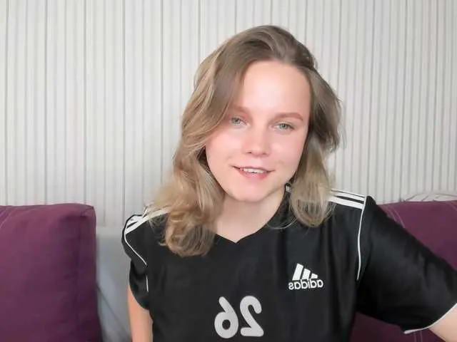 DennyDular – webcam model profile photo Image 8