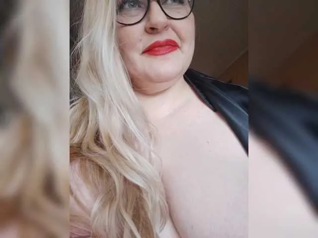 WifeyNusha Image 17