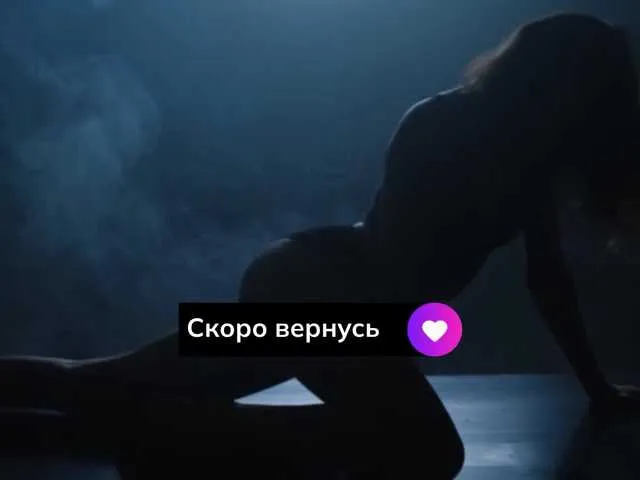 TenderLora – webcam model profile photo Image 6