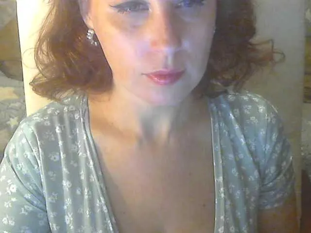 KateDivineUK – webcam model profile photo Image 17