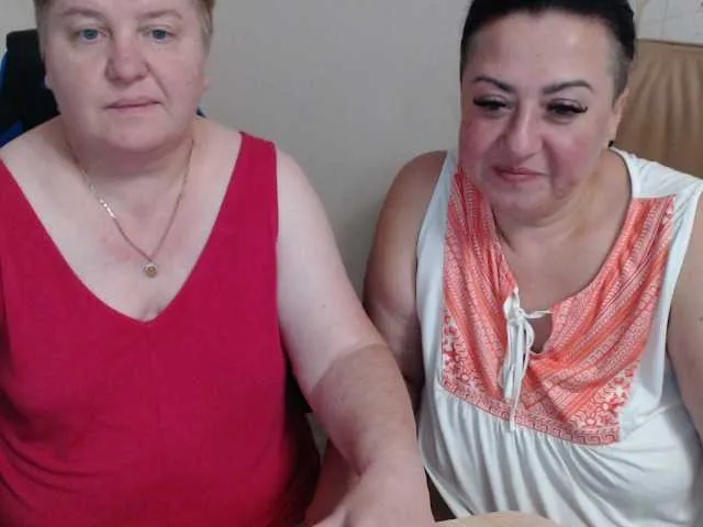 MistressLouUK – webcam model profile photo Image 2