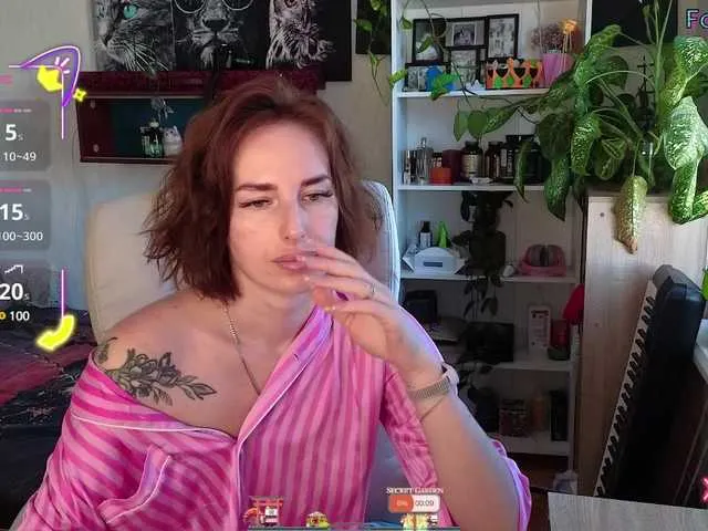 SusyBlair – webcam model profile photo Image 7