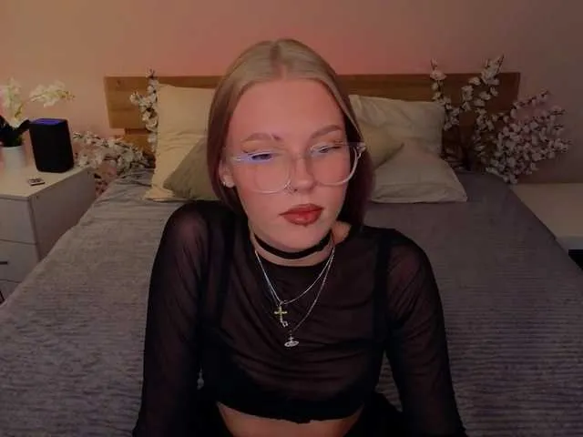 NA-KAREN-V8 – webcam model profile photo Image 10
