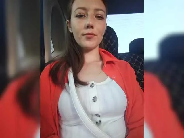 British_EmJess – webcam model profile photo Image 6