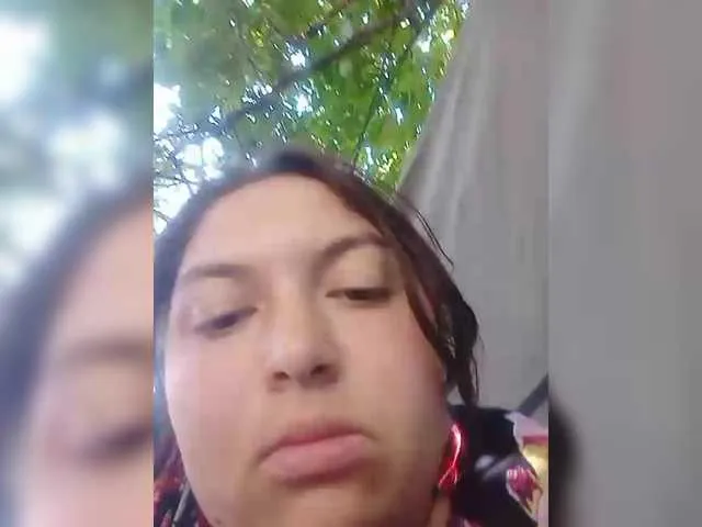 LoraDevine – webcam model profile photo Image 16