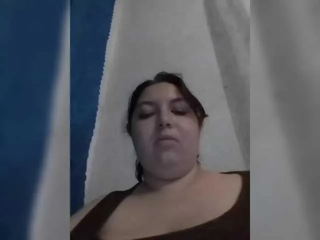 LoraDevine – webcam model profile photo Image 6