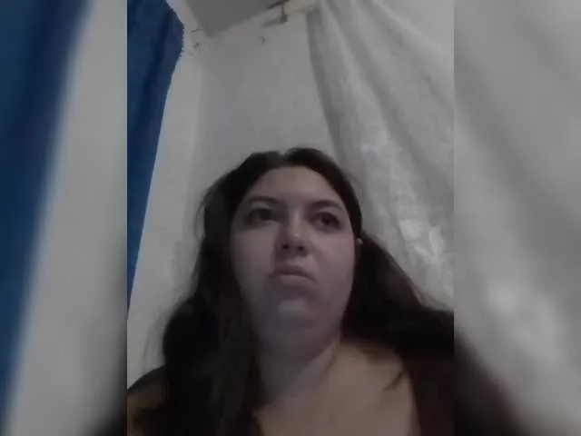 LoraDevine – webcam model profile photo Image 8